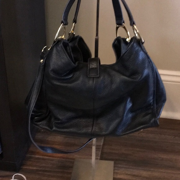 G.I.L.I. Black Leather Tote Bag - Picture 4 of 6